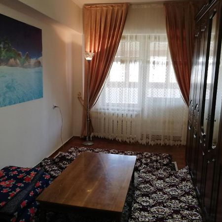 3Br Chorsu Appartamento Tashkent Esterno foto