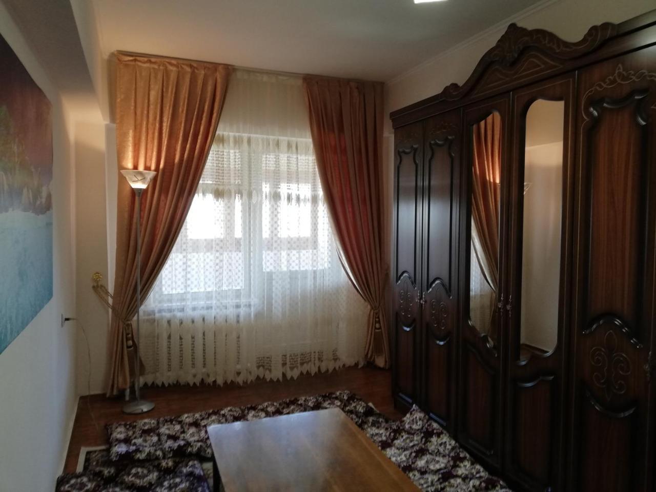 3Br Chorsu Appartamento Tashkent Esterno foto