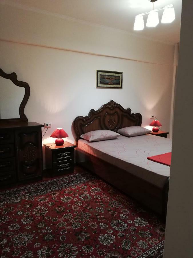 3Br Chorsu Appartamento Tashkent Esterno foto